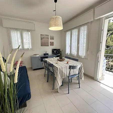 Nora ליגננו סביאדורו